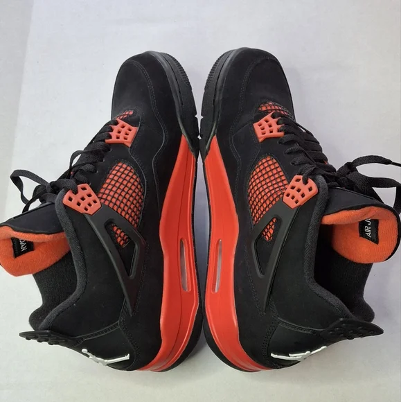 Jordan 4 Retro Red Thunder